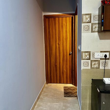 Sea Breeze 1 Bhk Apartment A12 Calangute,North Goa Nagoa Esterno foto
