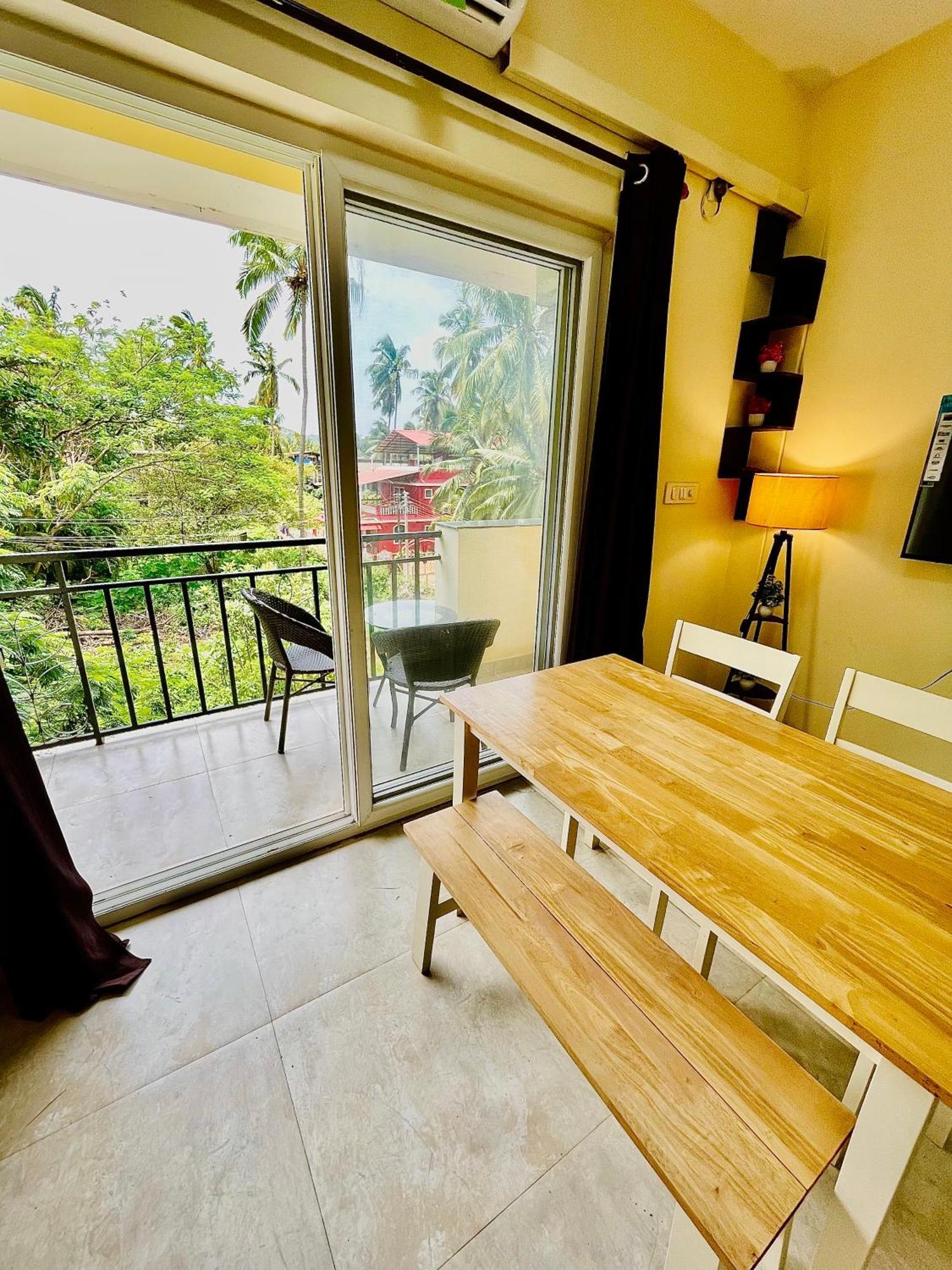 Sea Breeze 1 Bhk Apartment A12 Calangute,North Goa Nagoa Esterno foto