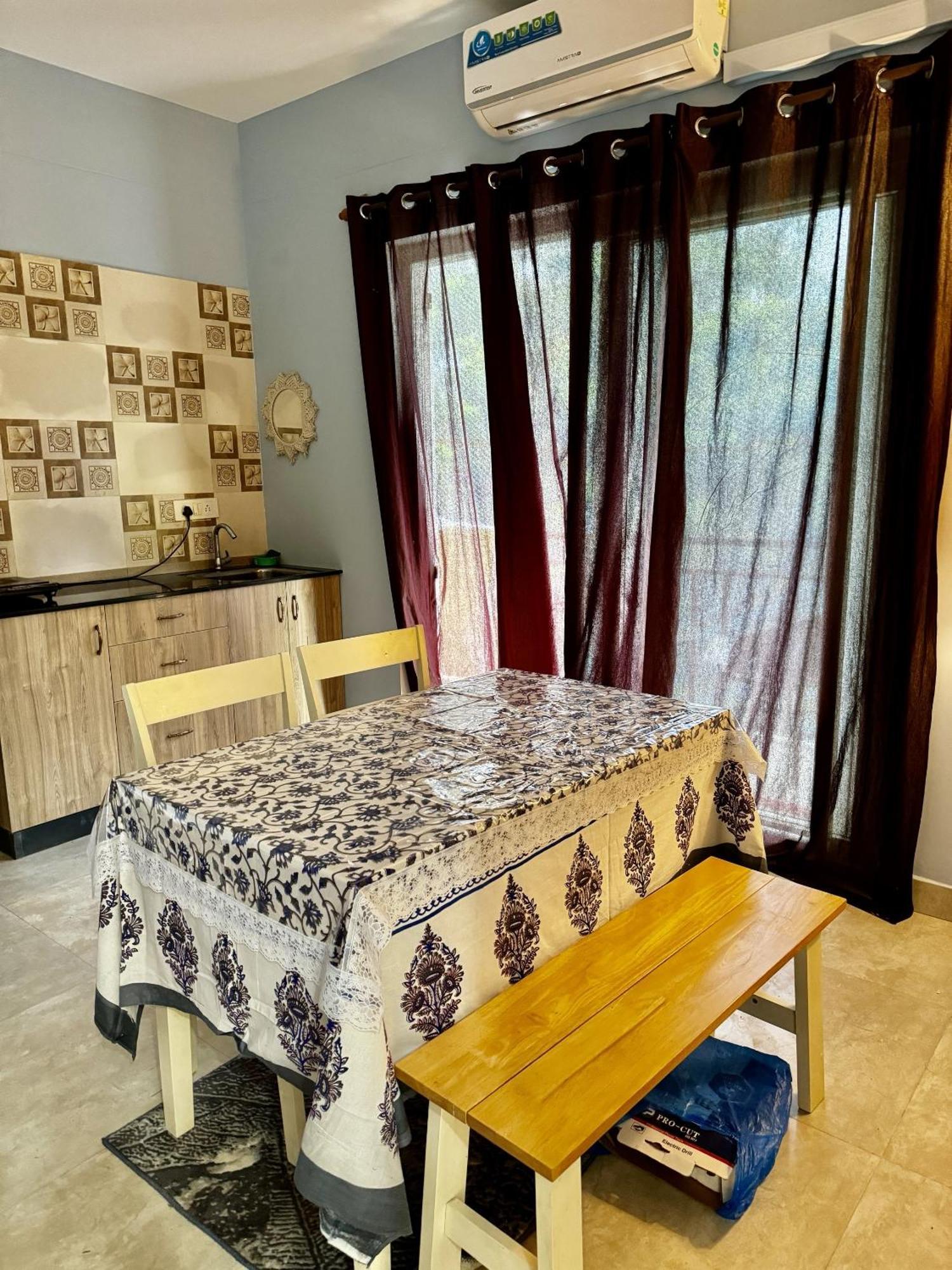 Sea Breeze 1 Bhk Apartment A12 Calangute,North Goa Nagoa Esterno foto